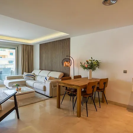Luxury Penthouse San Pedro Apartmán *
